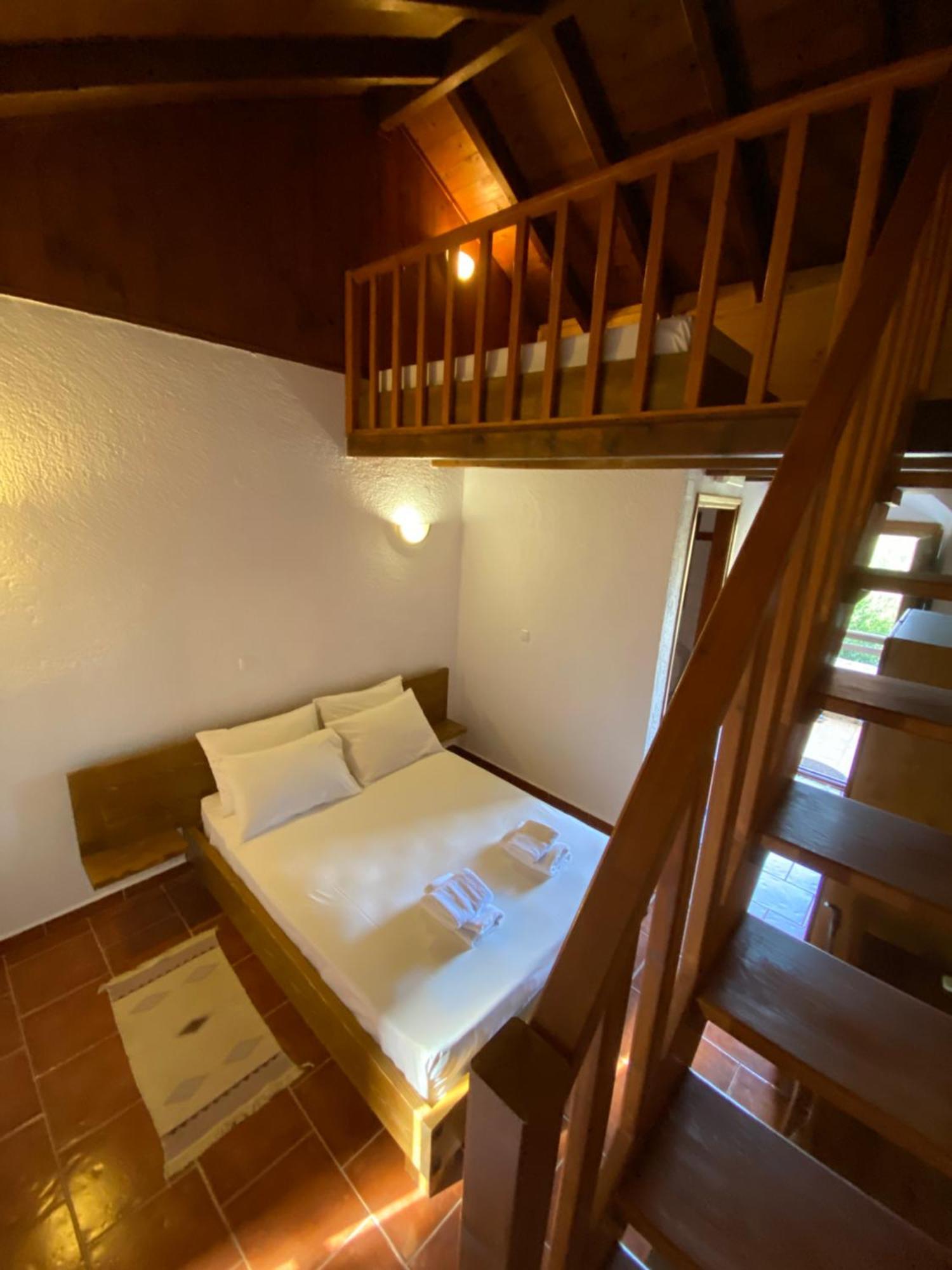 To Palio Maison d'hôtes Agios Nikolaos (Mani)