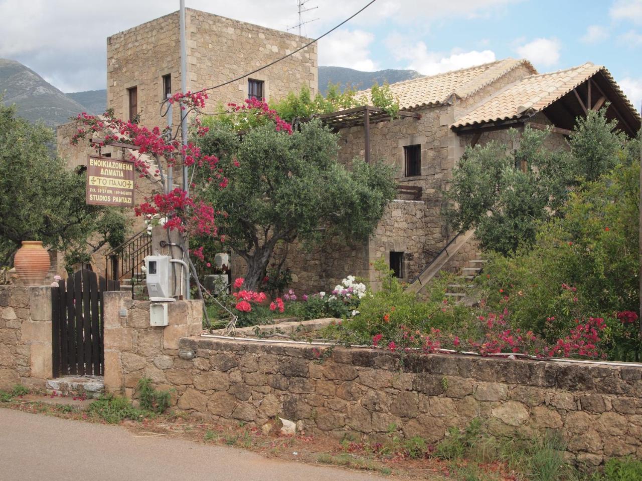 To Palio Agios Nikolaos (Mani)
