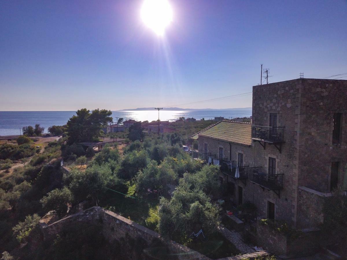 To Palio Maison d'hôtes Agios Nikolaos (Mani)